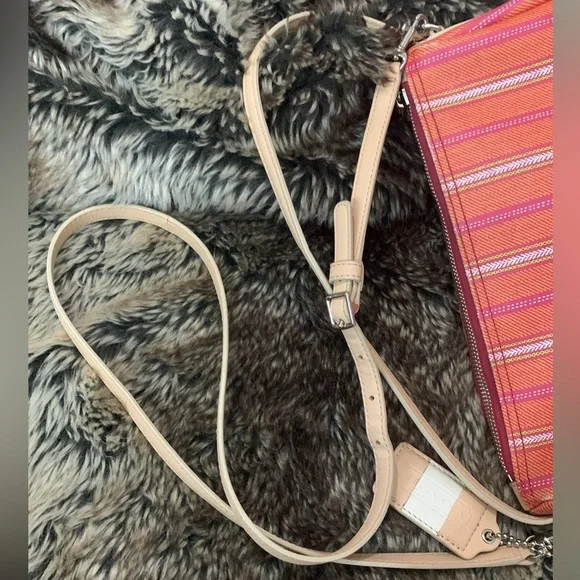 Coach Vibrant Colored Leather With Charm Shoulder/Crossbody Bag - Picture 10 of 15